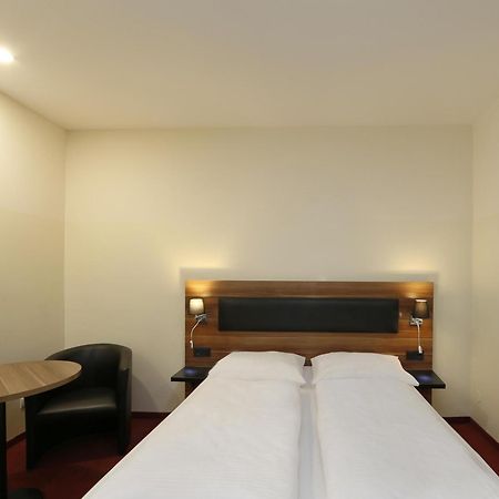B&B Hotel Berlin-Adlershof Εξωτερικό φωτογραφία