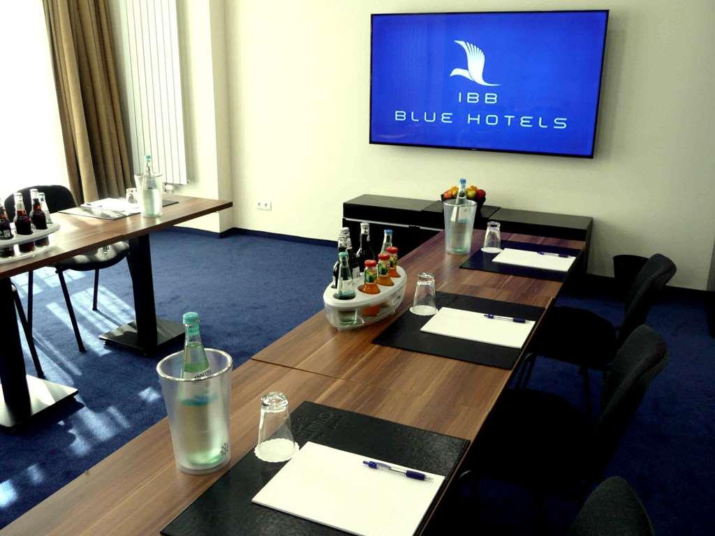 B&B Hotel Berlin-Adlershof Εστιατόριο φωτογραφία