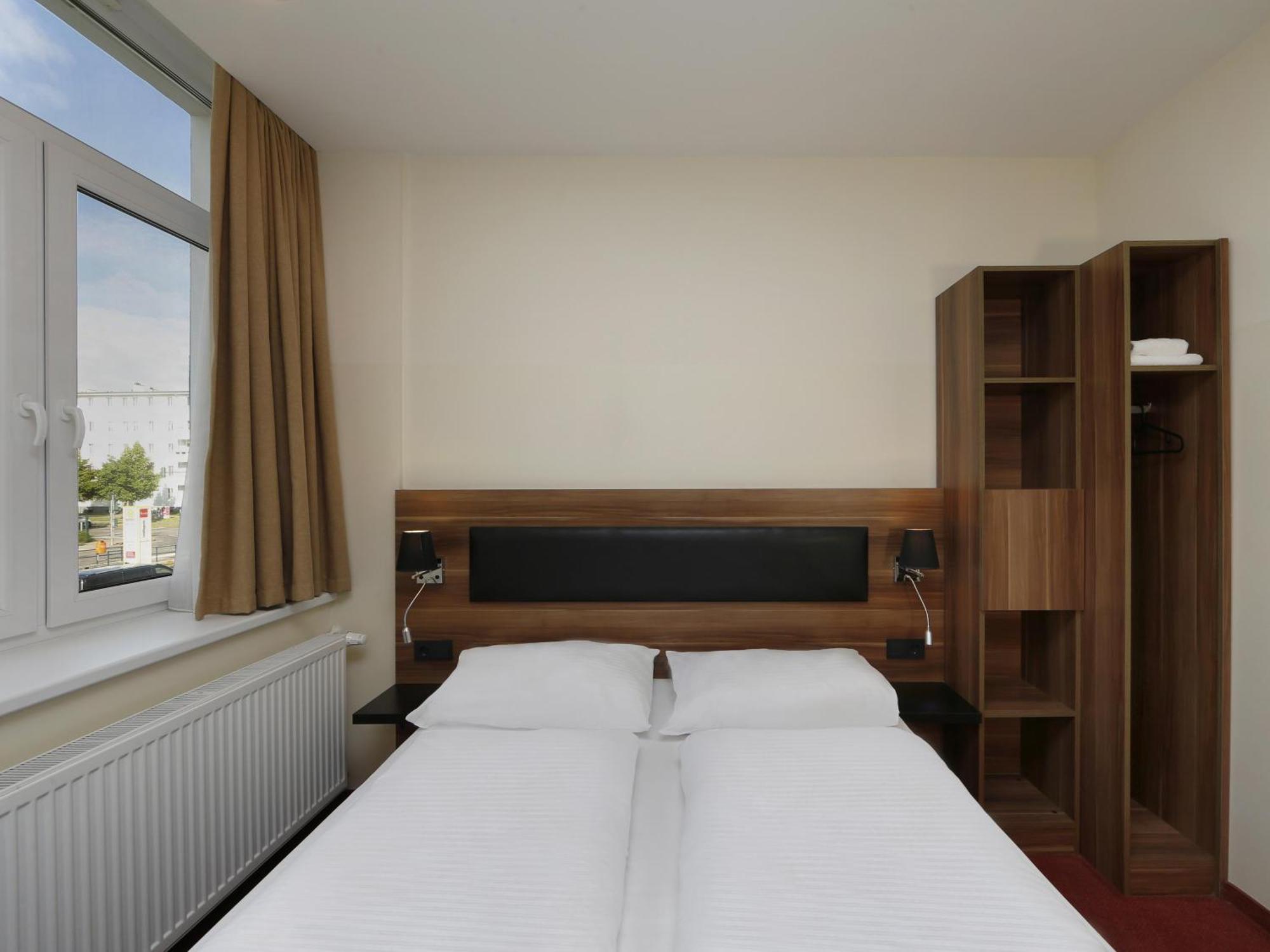 B&B Hotel Berlin-Adlershof Εξωτερικό φωτογραφία